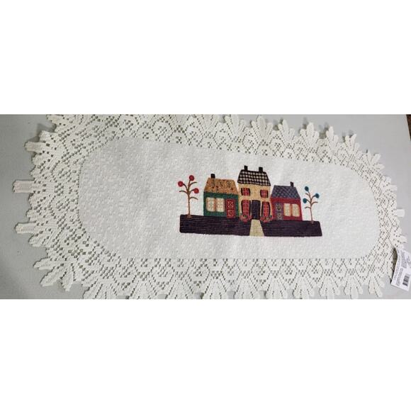 Heritage Lace Table Runner 14 x 80 NWT Home Decor NWT - Picture 4 of 6